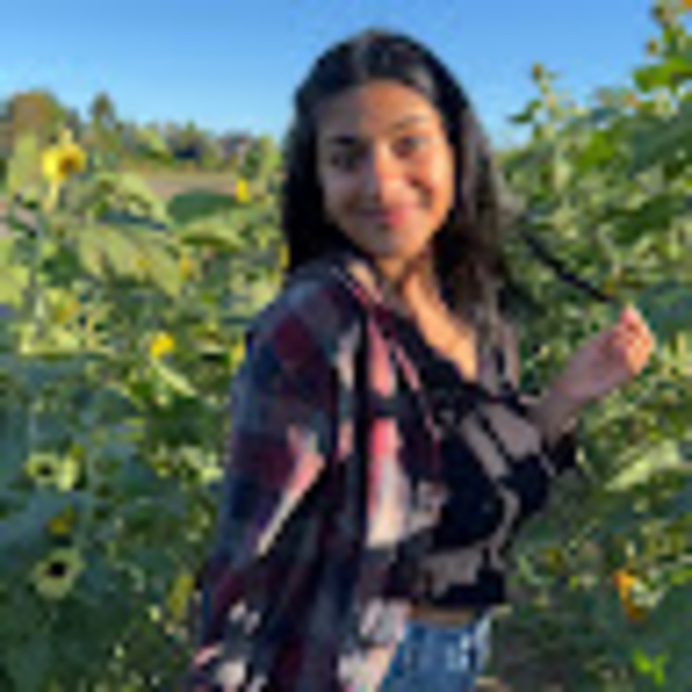 Meet your Posher, Christina